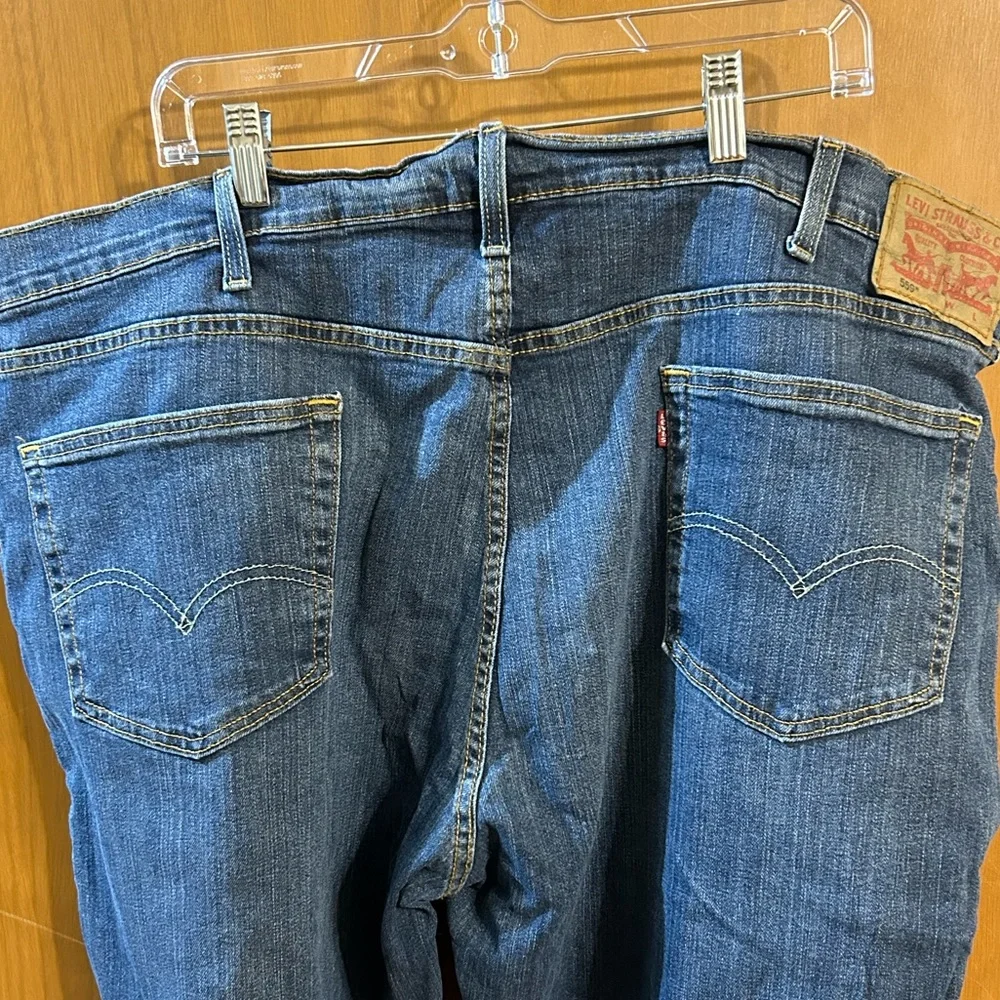 Levi’s 559 Blue Denim Jeans Men’s Size‎ 46 X 32